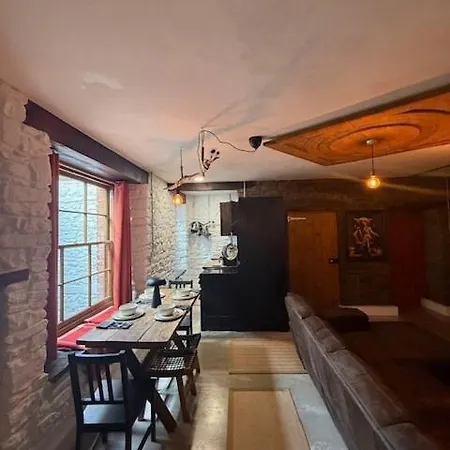 Stylish Industrial 1 Bed Διαμέρισμα *