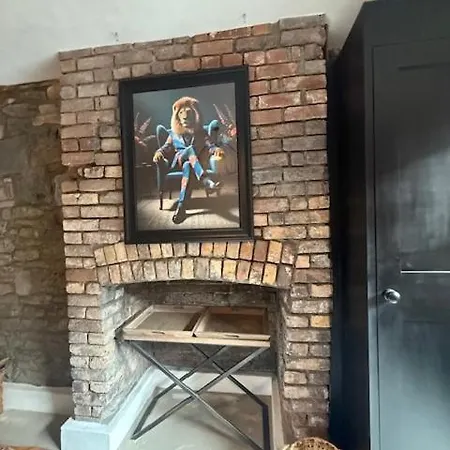 Stylish Industrial 1 Bed Lejlighed