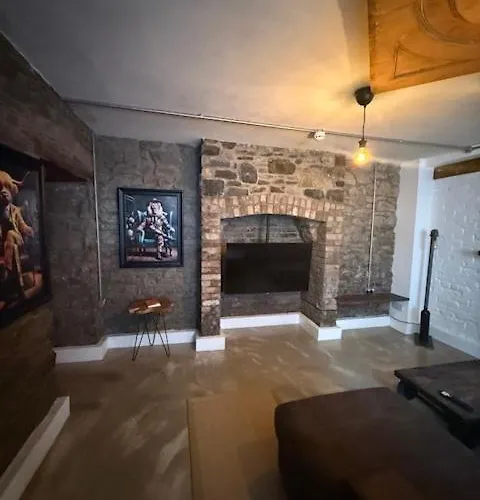 Stylish Industrial 1 Bed * 布里斯托