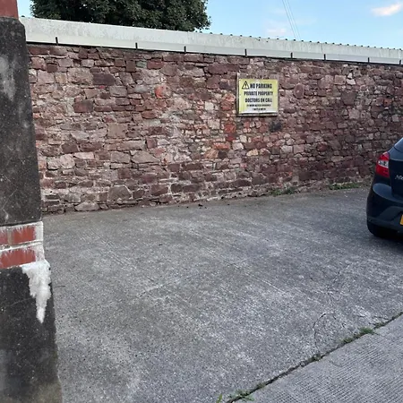 Stylish Industrial 1 Bed